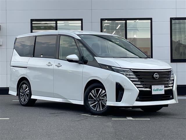 セレナ1.4 e-POWER ハイウェイスターV