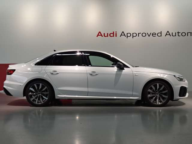 A440 TDI クワトロ Sライン 4WD