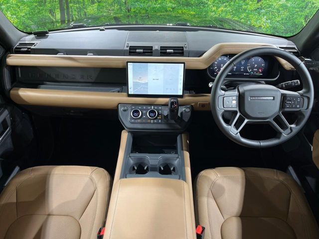 ディフェンダー110 X ダイナミック HSE 3.0L D350 ディーゼル 4WD