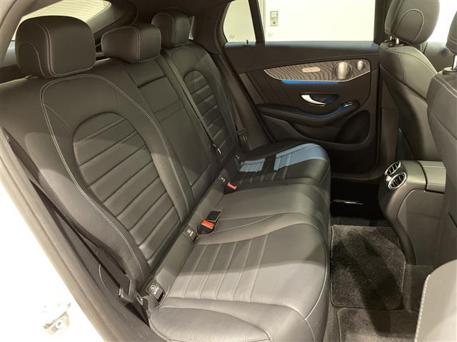 GLCクーペAMG GLC43 4マチック 4WD