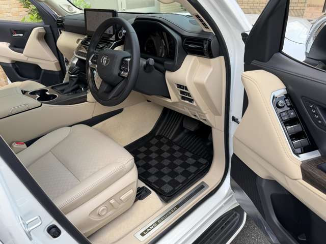 �J���[�w�b�h�A�b�v�f�B�X�v���C(�t�����g�K���X�ɉ^�]�ɕK�v�ȏ�񂪉f���o����܂�)