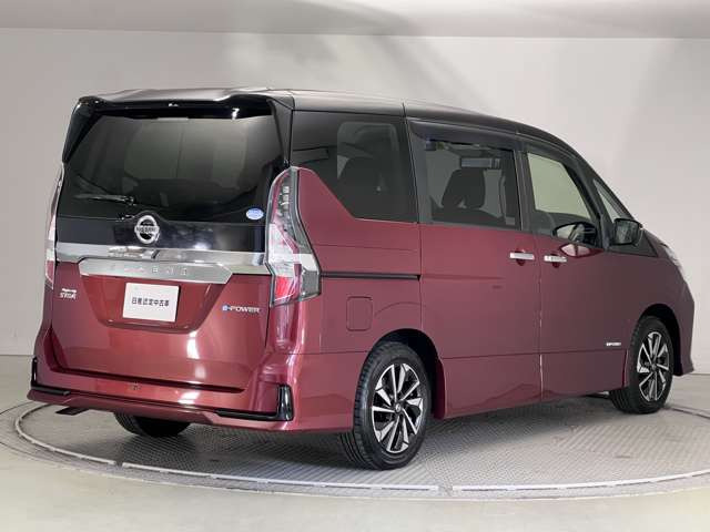 セレナ1.2 e-POWER ハイウェイスターV