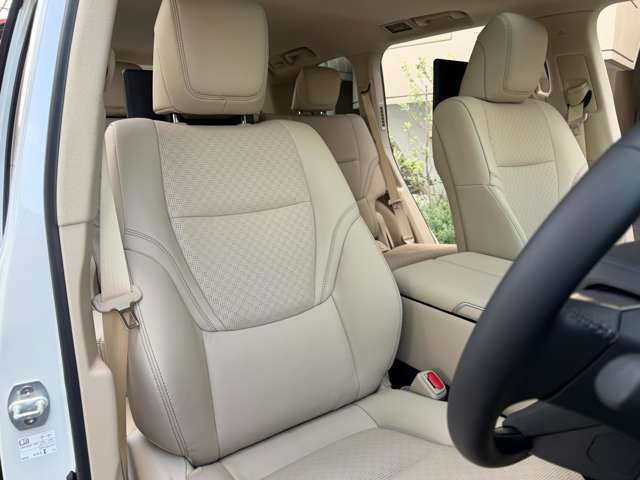 �j���[�g�����x�[�W�����U�[�V�[�g�E�V�[�g�x���`���[�V����(Hot&Cool)�E�������[�t���p���[�V�[�g�B