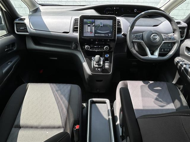 セレナ1.2 e-POWER ハイウェイスターV