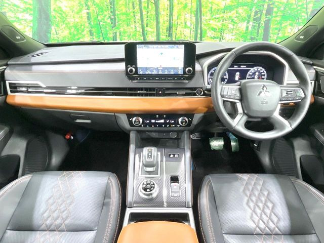 アウトランダーPHEV 2.4 P 4WD