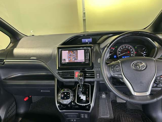 エスクァイア2.0 Gi 4WD