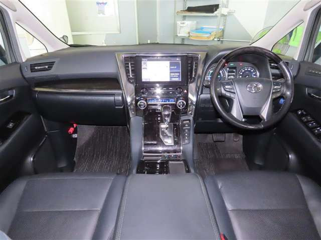 ヴェルファイアハイブリッド 2.5 ZR Gエディション E-Four 4WD