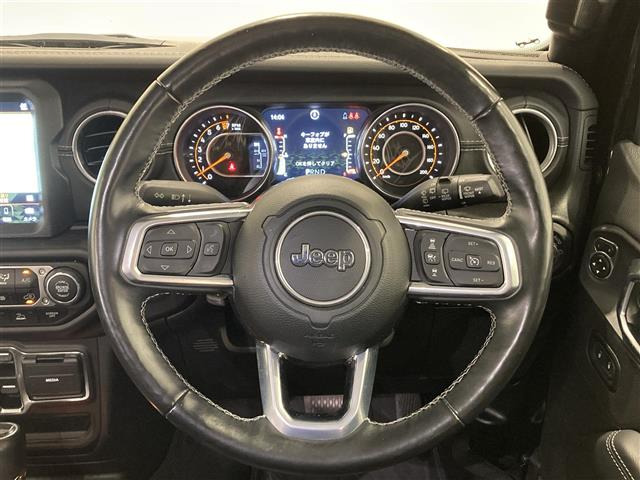 ラングラーアンリミテッド サハラ 4WD