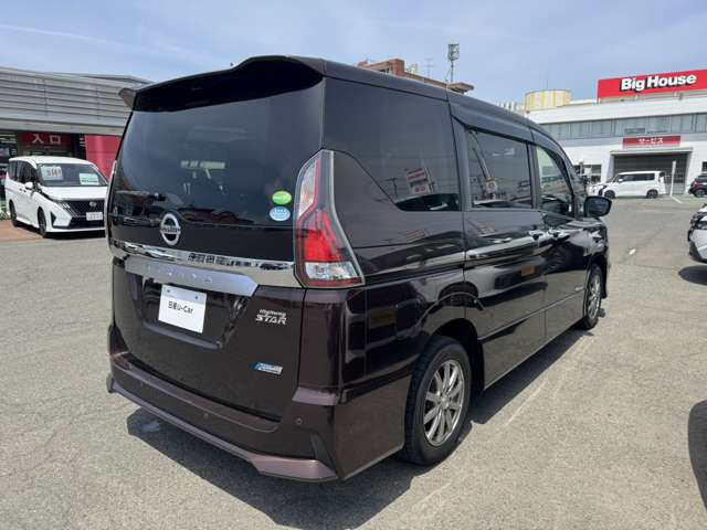 セレナ2.0 ハイウェイスター プロパイロット エディション 4WD