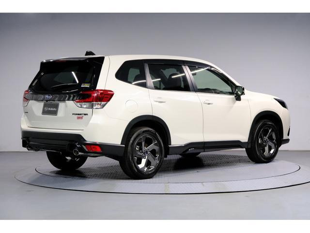 フォレスター1.8 STI スポーツ 4WD