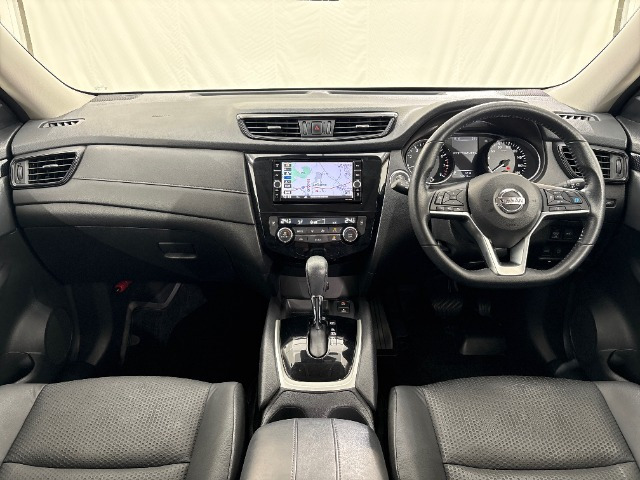 エクストレイル2.0 20Xi 4WD
