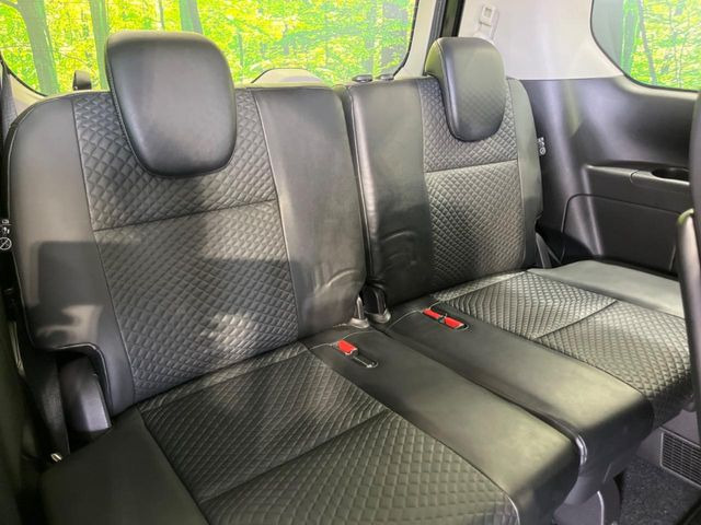 3��ڃV�[�g�͂�������ԗǍD����l�ł��������ƍ����Ē����܂��̂ŁA��l���ł̂��o���������N���N�ł��􂲉Ƒ��ŁA�C�̒m�ꂽ���ԂŁA�h���C�u�ɍs���̂��y���݂ł��ˁ�