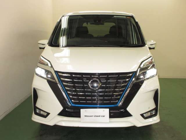 セレナ1.2 e-POWER ハイウェイスターV