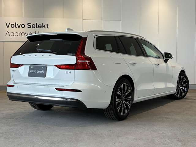 V60ウルトラ B4
