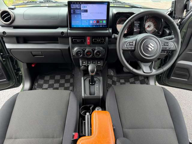 ���W�I�EBluetooth�ڑ��EUSB Type-A���͒[�q�EType-C�[�d�[�q�EWifi�ڑ����邱�Ƃ�YOUTUBE��O�[�O���}�b�v�𗘗p�ł��܂��B