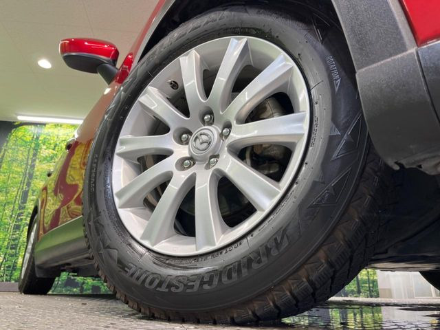 �y����17�C���`�A���~�z�C�[���z�O�ςɃ}�b�`���������A���~�z�C�[���𑕒����Ă���܂��B�e��ЊO�A���~�z�C�[����A�X�^�b�h���X�^�C�����戵�����Ă���܂��B���񂲑��k����������