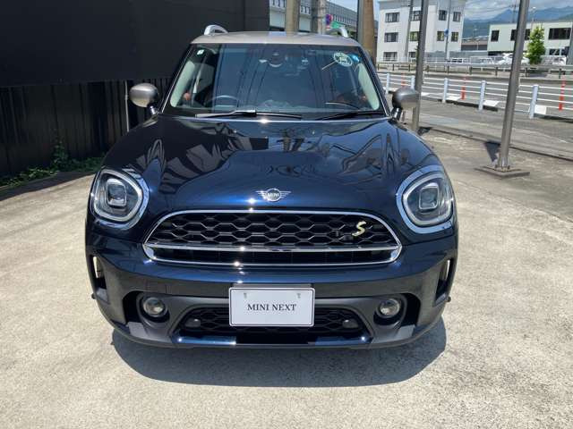 ミニクロスオーバークーパー S E オール4 プレミアム プラスパッケージ 4WD