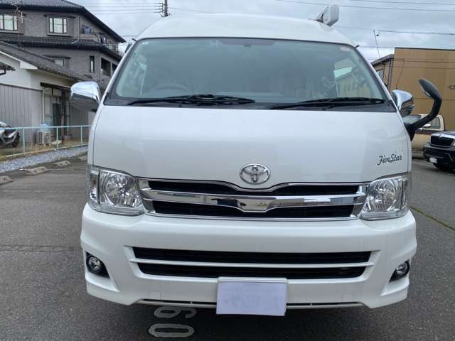 ハイエースバン