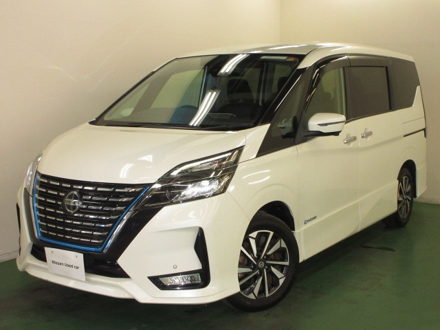 セレナ1.2 e-POWER ハイウェイスターV