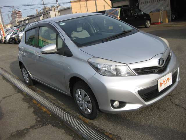 ヴィッツ1.3 F 4WD