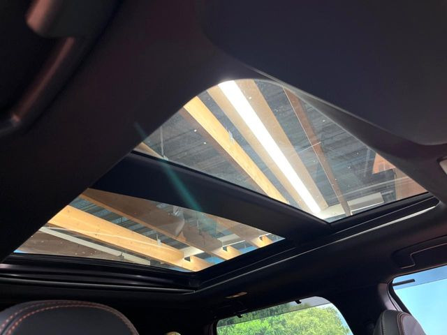 アウトランダーPHEV 2.4 P 4WD