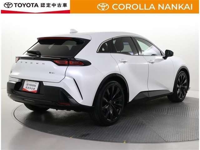クラウンスポーツ2.5 Z E-Four 4WD