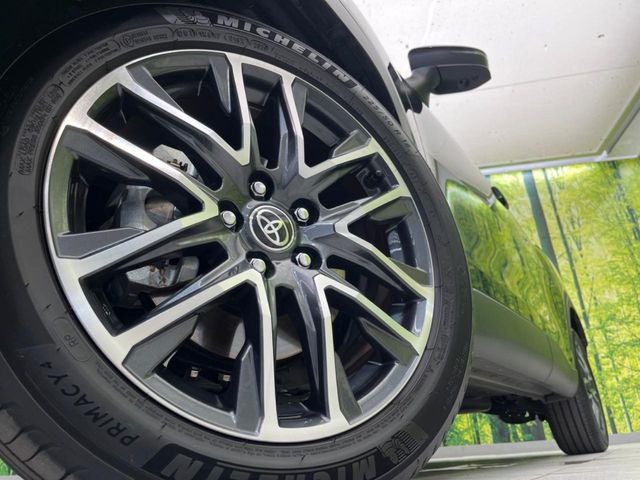 �y����18�C���`�A���~�z�C�[���z�O�ςɃ}�b�`���������A���~�z�C�[���𑕒����Ă���܂��B�e��ЊO�A���~�z�C�[����A�X�^�b�h���X�^�C�����戵�����Ă���܂��B���񂲑��k����������