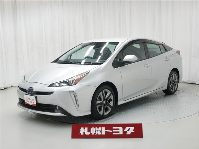 プリウス1.8 A ツーリングセレクション E-Four 4WD
