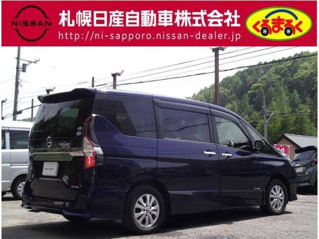 セレナ2.0 ハイウェイスターV 4WD