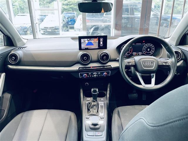 Q235 TFSI アドバンスド