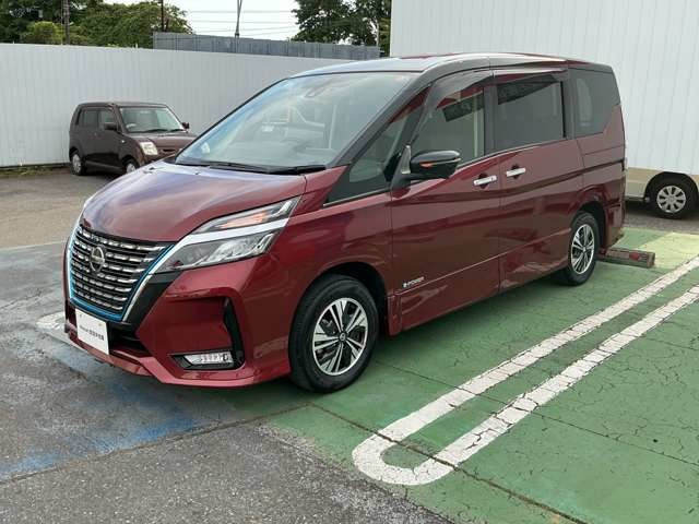 セレナ1.2 e-POWER ハイウェイスターV