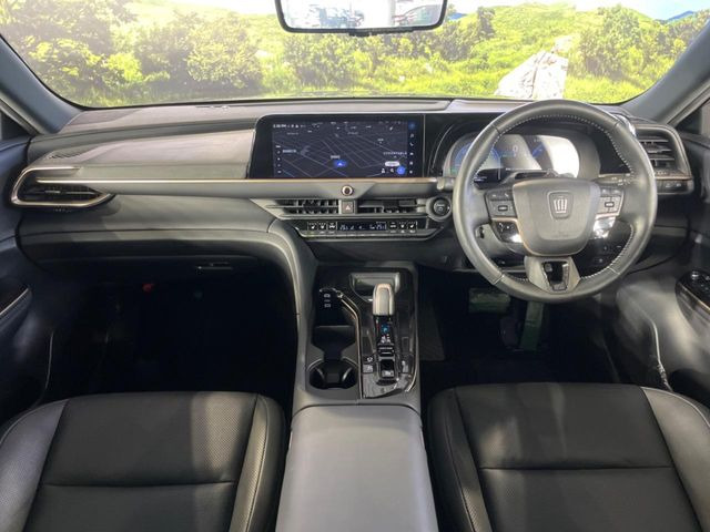 クラウンスポーツ2.5 Z E-Four 4WD