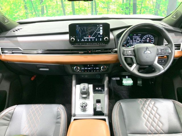 アウトランダーPHEV 2.4 P 4WD