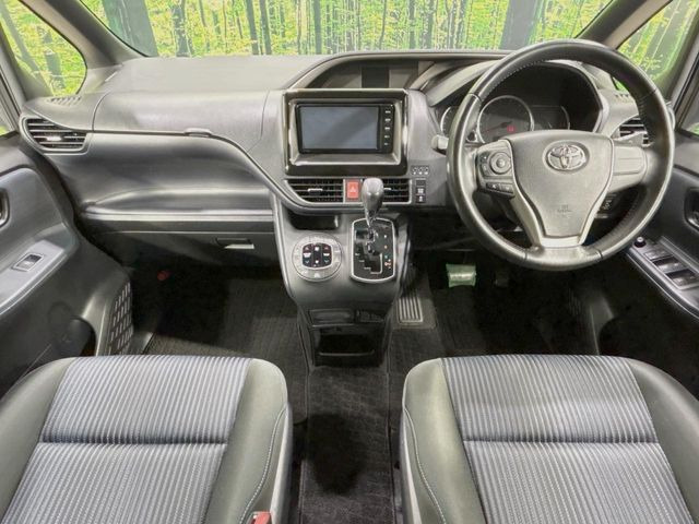 ヴォクシー2.0 ZS 煌