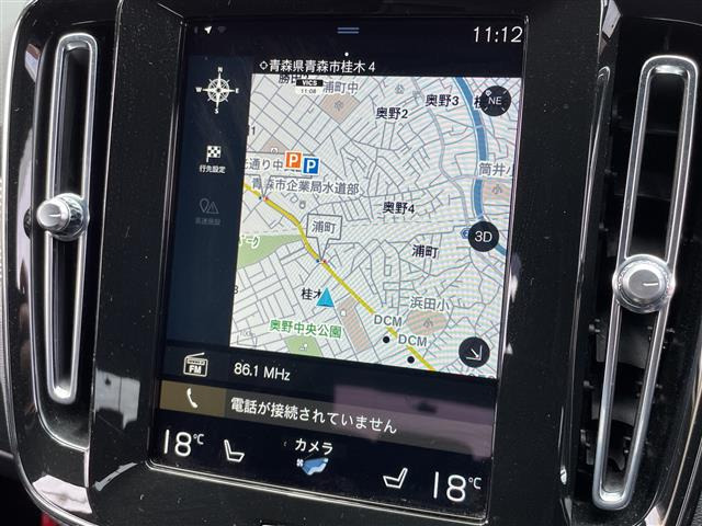 XC40B4 AWD Rデザイン 4WD
