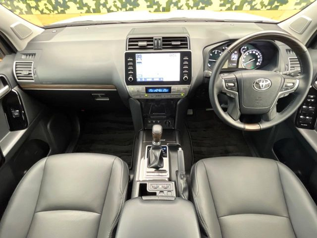ランドクルーザープラド2.8 TX Lパッケージ マットブラック エディション ディーゼル 4WD