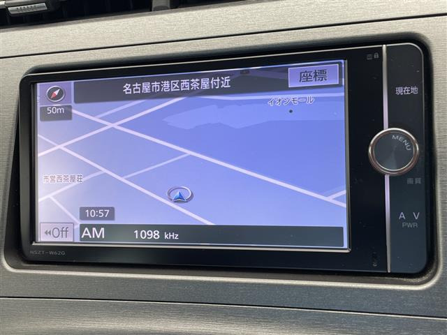 プリウス1.8 S