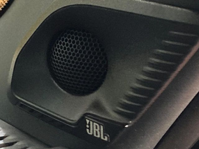 �yJBL�T�E���h�V�X�e���t�������i�r�z�[���̃i�r�@�\�͂������A���x�ȃ`���[�j���O�\�͂����ڂ���Ă���A�������ȉ��y�����y���݂��������܂���