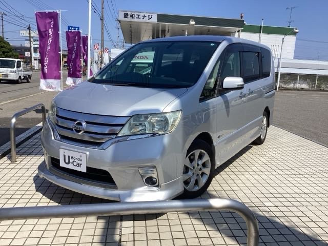 セレナ2.0 ハイウェイスター S-HYBRID Vセレクション