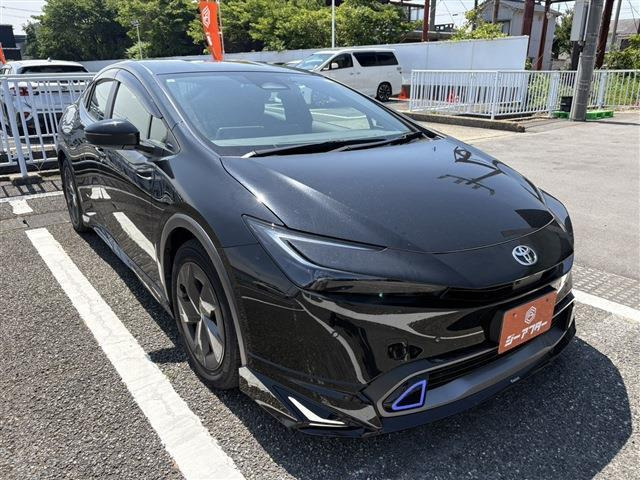 プリウス1.8 U E-Four 4WD