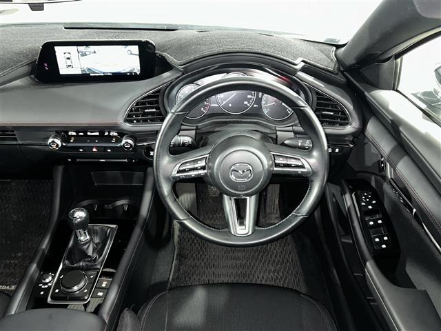 MAZDA3ファストバック1.5 15S ブラックトーンエディション