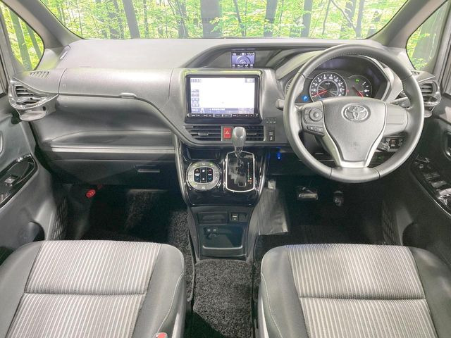 ヴォクシー2.0 ZS