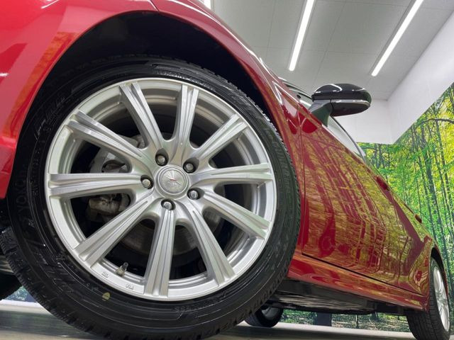 �y18�C���`�A���~�z�C�[���z�O�ςɃ}�b�`�����A���~�z�C�[���𑕒����Ă���܂��B�e��A���~�z�C�[����A�X�^�b�h���X�^�C�����戵�����Ă���܂��B���񂲑��k����������