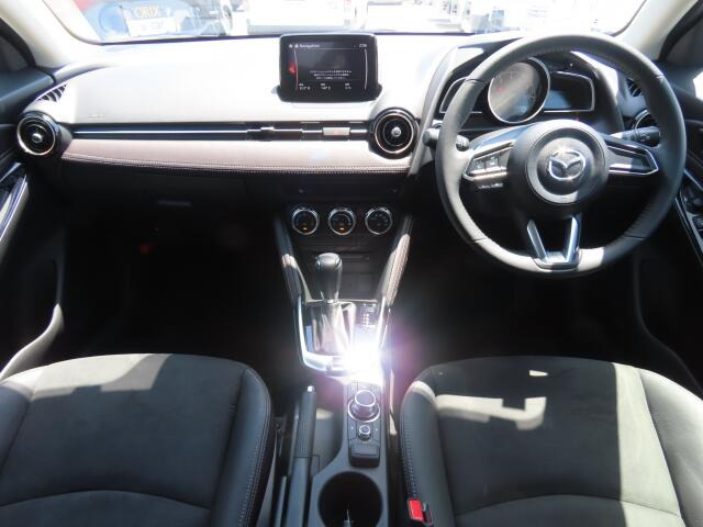 ���O���̐��|�E�K���X�n�{�f�B�R�[�e�B���O��CAR�N���[�j���O���Ǝ҂��{�H�������܂��̂ő�ϐ����B�I���b�N�X�����Ԃł݂͂Ȃ��܂ɉ��K�ȃh���C�u�����񑩁B