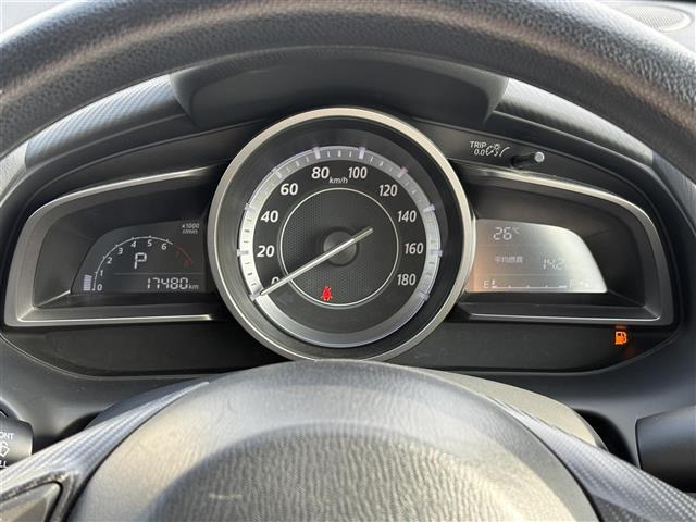 デミオ1.3 13S 4WD