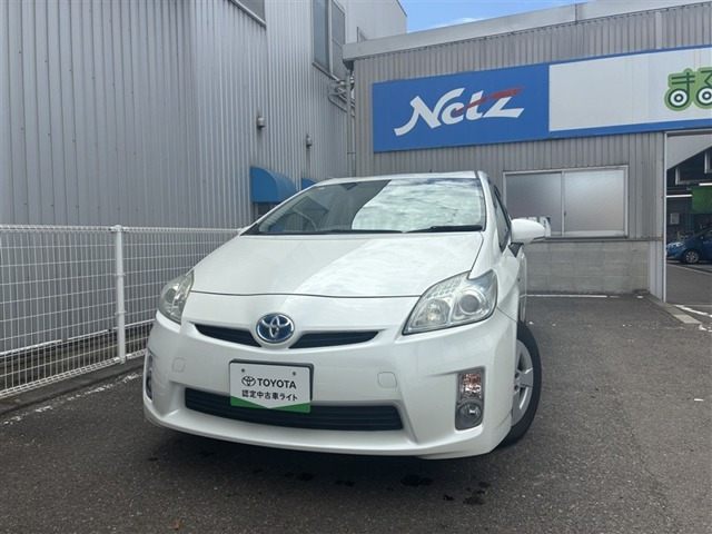 プリウス1.8 S