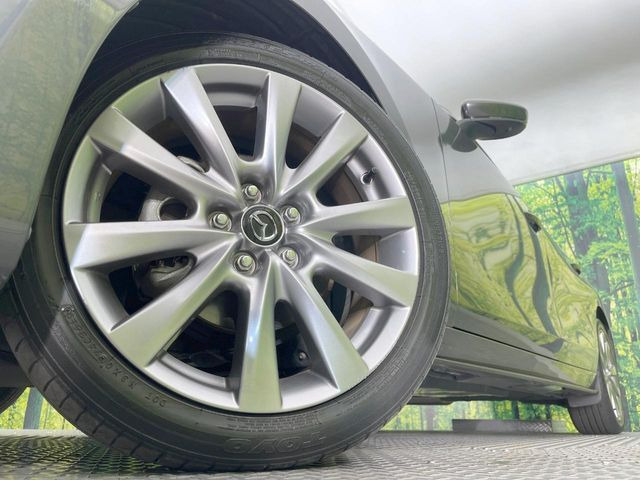 �y�����A���~�z�C�[���z�O�ςɃ}�b�`���������A���~�z�C�[���𑕒����Ă���܂��B�e��ЊO�A���~�z�C�[����A�X�^�b�h���X�^�C�����戵�����Ă���܂��B���񂲑��k����������