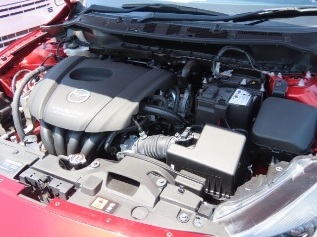 �G���W�����[�������ꂢ�ł���B�@�֋@�\�n���ǍD�ł��B�[�ԑO�ɓ_���������s���܂��B�G���W���I�C���E�I�C���t�B���^�[�E�G�A�R���t�B���^�[�E���C�p�[�S���͕K�������v���܂�(�G�A�R���t�B���^�[�́A�����Ԃ̂�)