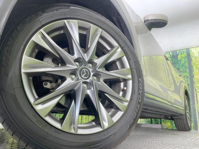 �y�����A���~�z�C�[���z�O�ςɃ}�b�`���������A���~�z�C�[���𑕒����Ă���܂��B�e��ЊO�A���~�z�C�[����A�X�^�b�h���X�^�C�����戵�����Ă���܂��B���񂲑��k����������