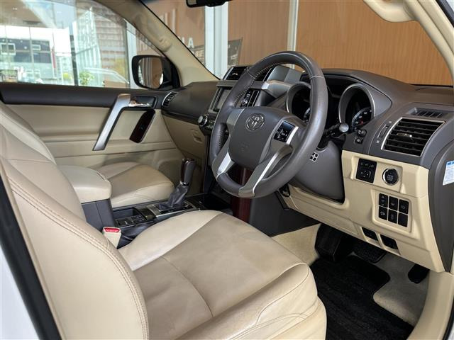 ランドクルーザープラド2.8 TX Lパッケージ ディーゼル 4WD
